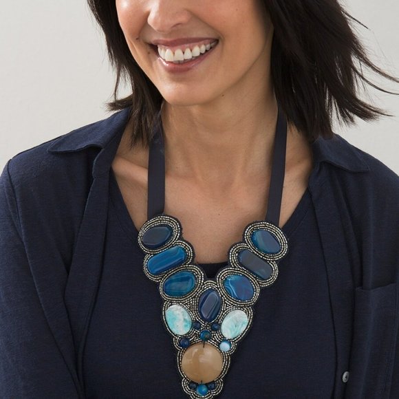 NWOT Chico' s Blue Agate Bib Statement Necklace with Ribbon Tie OS - Picture 1 of 7